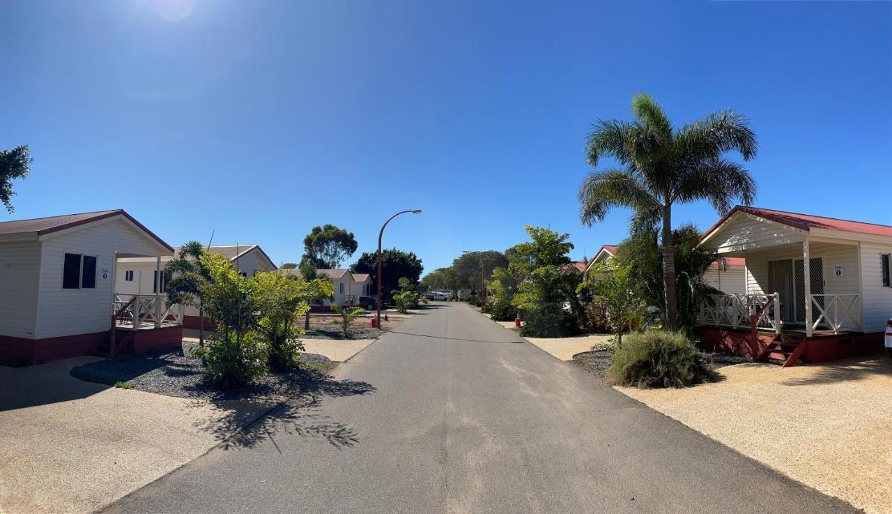 Outback Oasis Caravan Park Carnarvon Exterior foto